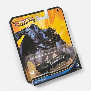 2012 Hot Wheels ''Batman" DC Universe Comics Diecast 1:64 Character Car